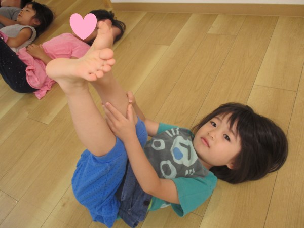 js 女児　小学生 足 js 